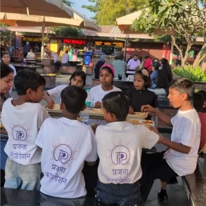 Vijay Diwas Educational Picnic with Akshar Kaksha Students