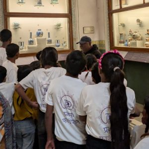 Vijay Diwas Educational Picnic with Akshar Kaksha Students